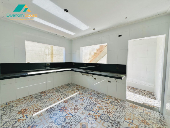 Imagem Casa com 3 Quartos à Venda, 120 m² em Canjica (terra Preta) - Mairiporã Imagem Casa com 3 Quartos à Venda, 120 m² em Canjica (terra Preta) - Mairiporã