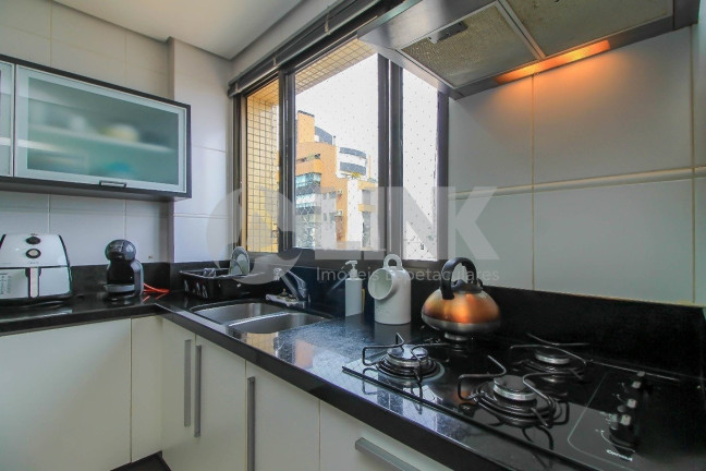 Imagem Apartamento com 3 Quartos à Venda, 182 m² em Petrópolis - Porto Alegre Imagem Apartamento com 3 Quartos à Venda, 182 m² em Petrópolis - Porto Alegre
