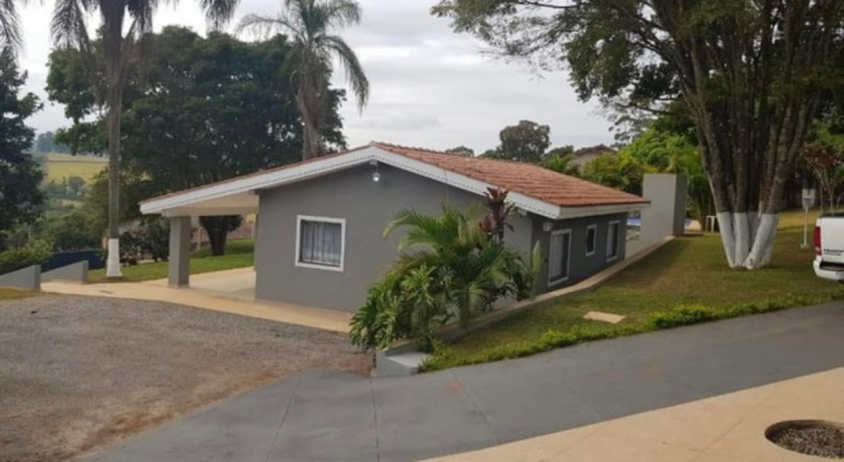 Imagem Imóvel com 2 Quartos à Venda, 180 m² em Centro - Bragança Paulista Imagem Imóvel com 2 Quartos à Venda, 180 m² em Centro - Bragança Paulista