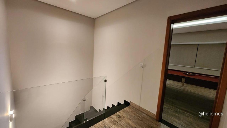 Imagem Sobrado com 3 Quartos à Venda, 260 m² em Amambaí - Campo Grande