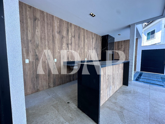 Imagem Casa com 4 Quartos à Venda, 450 m² em Recreio Dos Bandeirantes - Rio De Janeiro Imagem Casa com 4 Quartos à Venda, 450 m² em Recreio Dos Bandeirantes - Rio De Janeiro