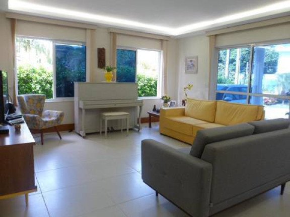 Imagem Casa à Venda,  em Várzea Das Moças - Niterói