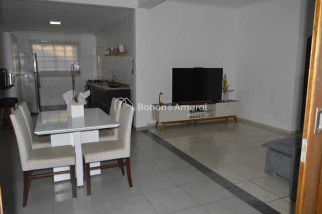 Imagem Casa com 3 Quartos à Venda, 287 m² em Vila Joaquim Inácio - Campinas Imagem Casa com 3 Quartos à Venda, 287 m² em Vila Joaquim Inácio - Campinas