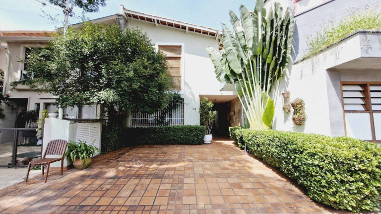 Imagem Casa com 3 Quartos à Venda, 216 m² em Jardim Paulista - São Paulo Imagem Casa com 3 Quartos à Venda, 216 m² em Jardim Paulista - São Paulo
