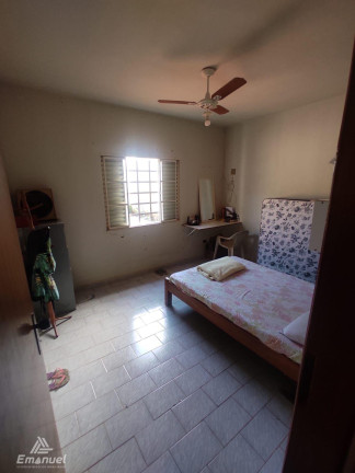 Imagem Casa com 1 Quarto à Venda, 139 m² em Coronel Antonino - Campo Grande