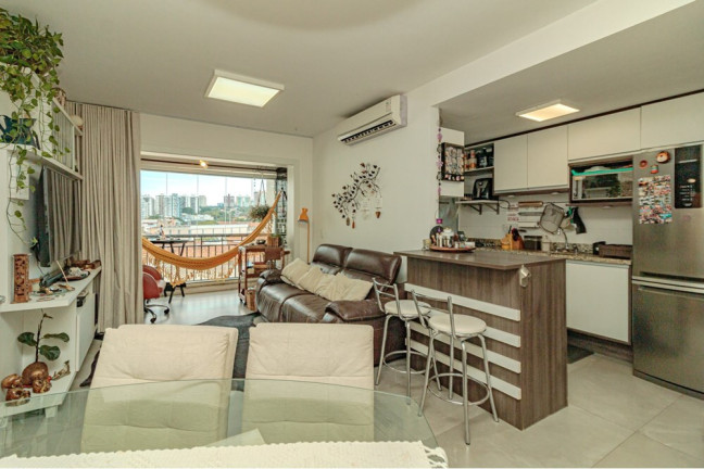 Apartamento com 3 Quartos à Venda, 82 m² em Passo Da Areia - Porto Alegre