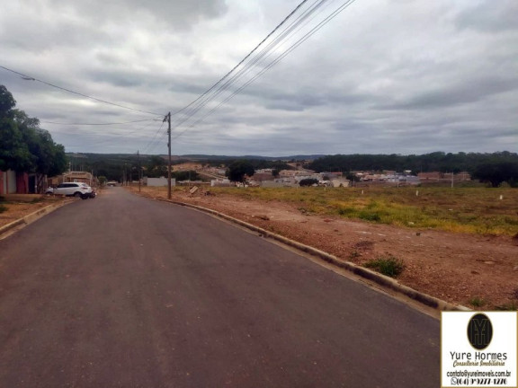 Imóvel à Venda, 360 m² em Residencial Lago De Cristal - Caldas Novas
