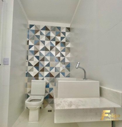 Imagem Imóvel com 3 Quartos à Venda, 130 m² em Centro - Guarapari