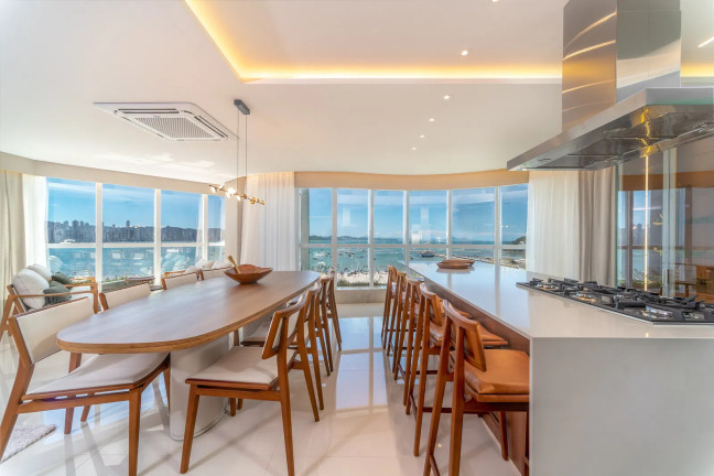 Imagem Apartamento com 4 Quartos à Venda, 237 m² em Centro - Balneário Camboriú Imagem Apartamento com 4 Quartos à Venda, 237 m² em Centro - Balneário Camboriú