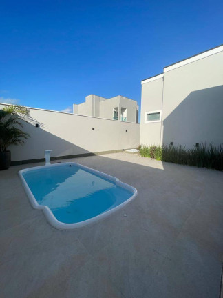 Imagem Casa com 3 Quartos à Venda,  em Tijucas