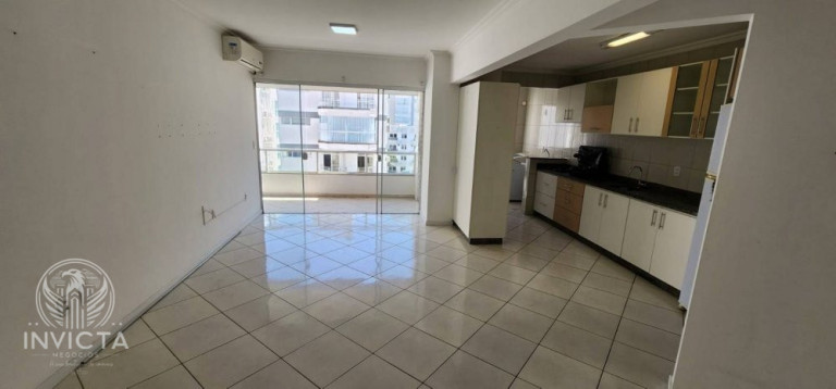 Imagem Apartamento com 3 Quartos à Venda, 102 m² em Centro - Balneário Camboriú Imagem Apartamento com 3 Quartos à Venda, 102 m² em Centro - Balneário Camboriú