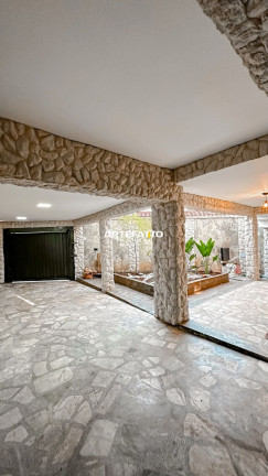 Sobrado com 3 Quartos à Venda, 300 m² em Jardim Paulistano - Franca