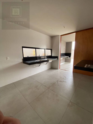Imagem Casa de Condomínio com 4 Quartos à Venda, 257 m² em Cidade Alpha - Eusébio
