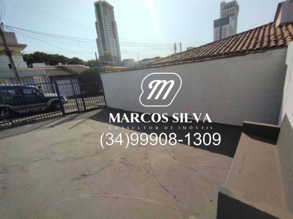 Casa com 3 Quartos à Venda, 250 m² em Nossa Senhora Aparecida - Uberlândia
