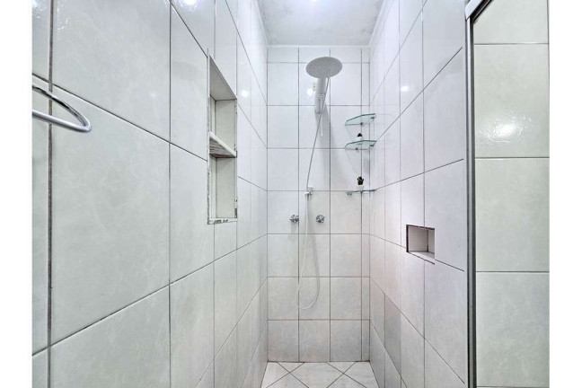 Imagem Casa com 3 Quartos à Venda, em Vila Guarani (z Sul) - São Paulo Imagem Casa com 3 Quartos à Venda, em Vila Guarani (z Sul) - São Paulo