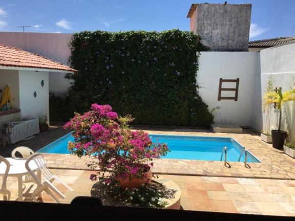 Imagem Casa com 4 Quartos à Venda, 242 m² em Centro - Camaçari