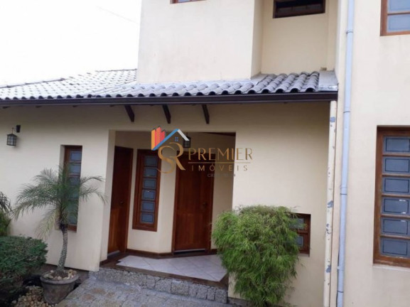 Imagem Casa com 3 Quartos à Venda, 210 m² em Jardim Morumbi, Centro - Florianópolis Imagem Casa com 3 Quartos à Venda, 210 m² em Jardim Morumbi, Centro - Florianópolis