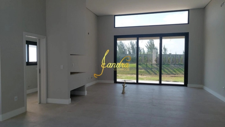 Imagem Casa de Condomínio com 4 Quartos à Venda, 240 m² em Remanso - Xangri-la