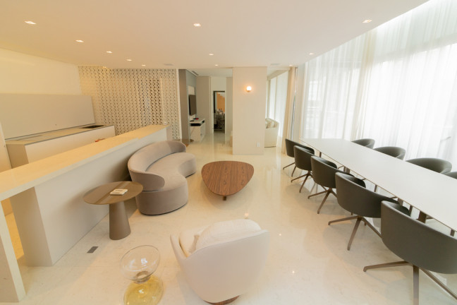 Imagem Apartamento com 2 Quartos à Venda, 151 m² em Itaim Bibi - São Paulo
