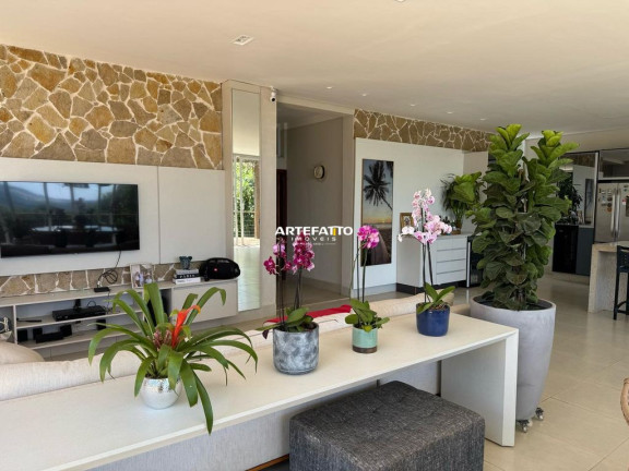 Imagem Imóvel com 3 Quartos à Venda, 2.500 m² em Centro - Cristais Paulista Imagem Imóvel com 3 Quartos à Venda, 2.500 m² em Centro - Cristais Paulista