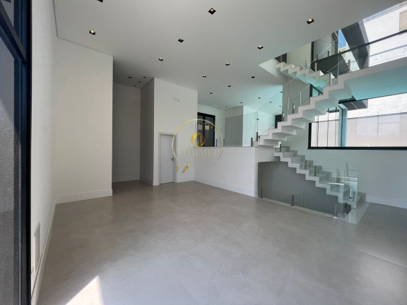 Imagem Casa com 3 Quartos à Venda, 300 m² em Jardim Das Cerejeiras - Arujá