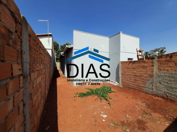 Imagem Casa com 2 Quartos à Venda, 69 m² em Jardim Morumbi - Araraquara Imagem Casa com 2 Quartos à Venda, 69 m² em Jardim Morumbi - Araraquara