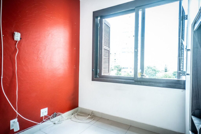 Imagem Apartamento com 2 Quartos à Venda, 42 m² em Santo Antônio - Porto Alegre