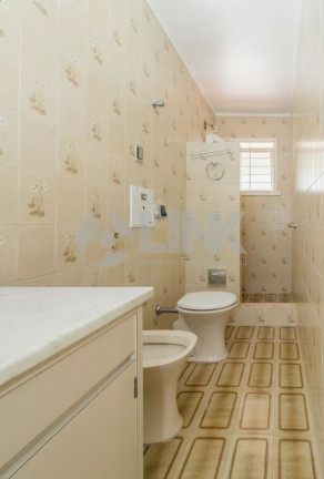 Imagem Casa com 4 Quartos à Venda, 250 m² em Menino Deus - Porto Alegre Imagem Casa com 4 Quartos à Venda, 250 m² em Menino Deus - Porto Alegre