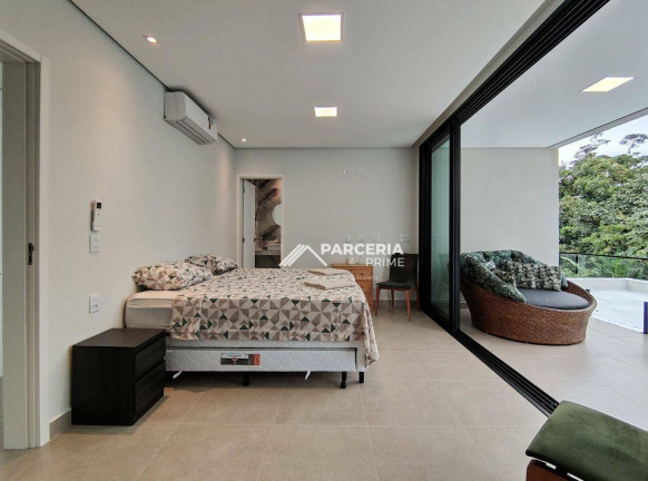 Imagem Casa com 5 Quartos à Venda, 281 m² em Riviera Módulo 24 - Bertioga Imagem Casa com 5 Quartos à Venda, 281 m² em Riviera Módulo 24 - Bertioga