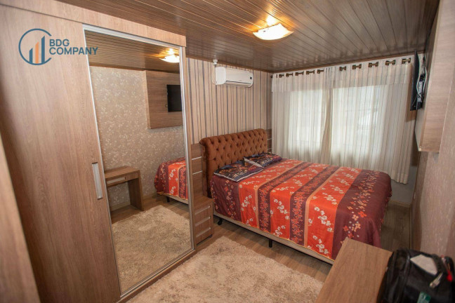 Imagem Casa com 6 Quartos à Venda, 304 m² em Vila São João - Irati Imagem Casa com 6 Quartos à Venda, 304 m² em Vila São João - Irati