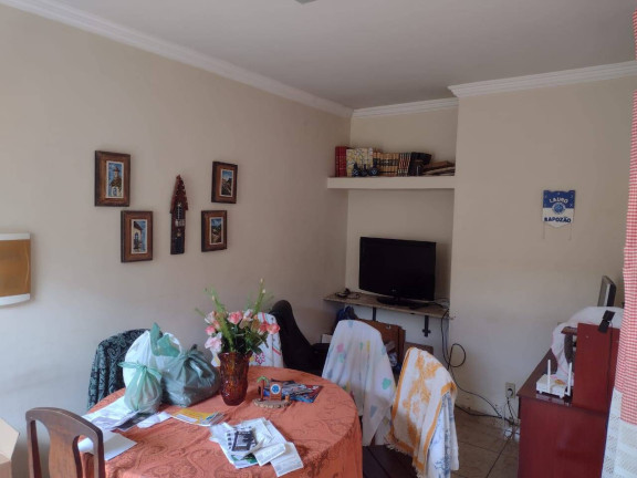 Casa com 3 Quartos à Venda,  em Centro - Teófilo Otoni