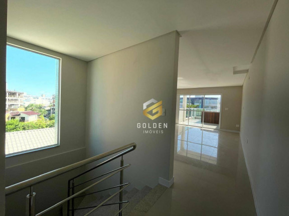 Imagem Imóvel com 3 Quartos à Venda, 178 m² em Canto Grande - Bombinhas Imagem Imóvel com 3 Quartos à Venda, 178 m² em Canto Grande - Bombinhas
