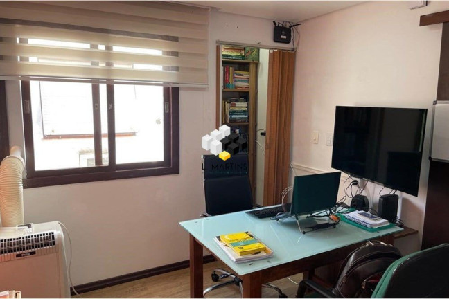 Imagem Cobertura com 3 Quartos à Venda, 245 m² em Passo Da Areia - Porto Alegre Imagem Cobertura com 3 Quartos à Venda, 245 m² em Passo Da Areia - Porto Alegre