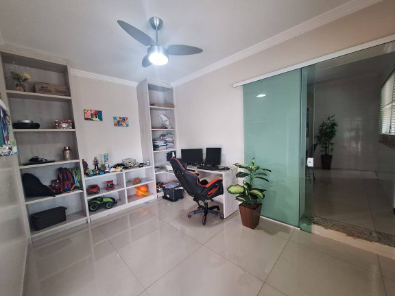 Imagem Casa com 3 Quartos à Venda, 307 m² em Jardim Primavera - Arapongas Imagem Casa com 3 Quartos à Venda, 307 m² em Jardim Primavera - Arapongas