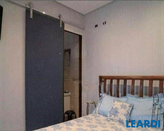 Imagem Sobrado com 3 Quartos à Venda, 240 m² em Jardim Utinga - Santo André Imagem Sobrado com 3 Quartos à Venda, 240 m² em Jardim Utinga - Santo André