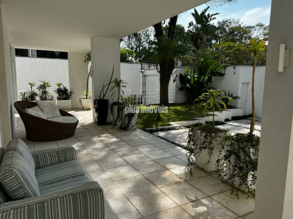 Imagem Casa com 3 Quartos para Alugar, 900 m² em Jardim América - São Paulo Imagem Casa com 3 Quartos para Alugar, 900 m² em Jardim América - São Paulo