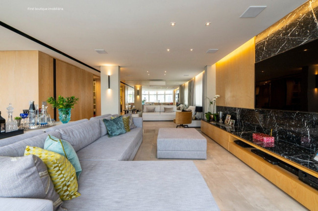 Imagem Apartamento com 2 Quartos à Venda, 225 m² em Itaim Bibi - São Paulo