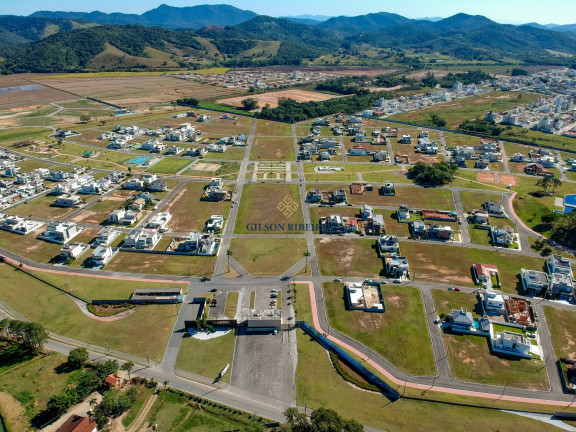 Imagem Sobrado com 4 Quartos à Venda, 270 m² em Santa Regina  - Camboriú