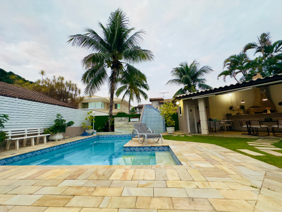 Imagem Casa com 4 Quartos à Venda, 495 m² em Camboinhas - Niterói Imagem Casa com 4 Quartos à Venda, 495 m² em Camboinhas - Niterói