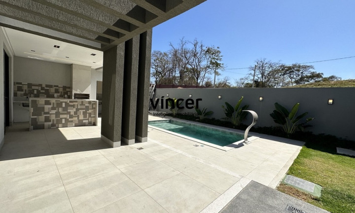 Imagem Casa com 3 Quartos à Venda, 265 m² em Jardins Capri - Senador Canedo
