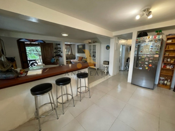 Imagem Casa de Condomínio com 4 Quartos à Venda, 157 m² em Barra Da Tijuca - Rio De Janeiro Imagem Casa de Condomínio com 4 Quartos à Venda, 157 m² em Barra Da Tijuca - Rio De Janeiro