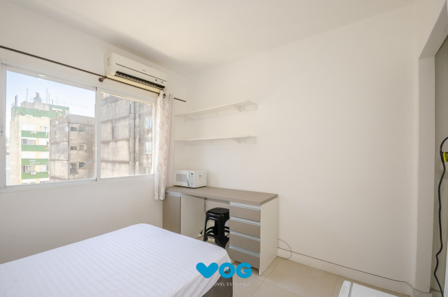 Imagem Imóvel com 1 Quarto à Venda, 21 m² em Centro - Porto Alegre Imagem Imóvel com 1 Quarto à Venda, 21 m² em Centro - Porto Alegre