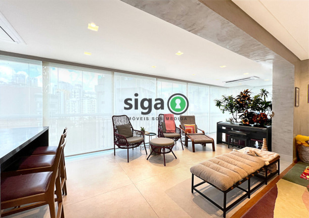 Imagem Apartamento com 3 Quartos à Venda, 226 m² em Vila Nova Conceição - São Paulo Imagem Apartamento com 3 Quartos à Venda, 226 m² em Vila Nova Conceição - São Paulo