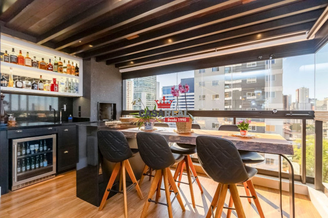 Apartamento com 3 Quartos à Venda, 184 m² em Vila Izabel - Curitiba