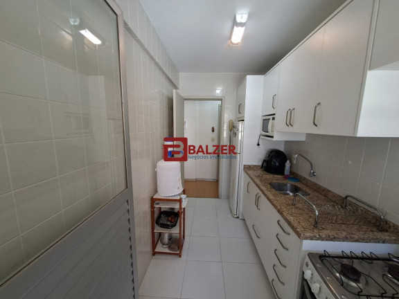 Imagem Apartamento com 1 Quarto à Venda, 66 m² em Centro - Florianópolis Imagem Apartamento com 1 Quarto à Venda, 66 m² em Centro - Florianópolis