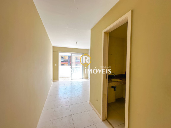 Imagem Apartamento com 3 Quartos à Venda, 150 m² em Braga - Cabo Frio