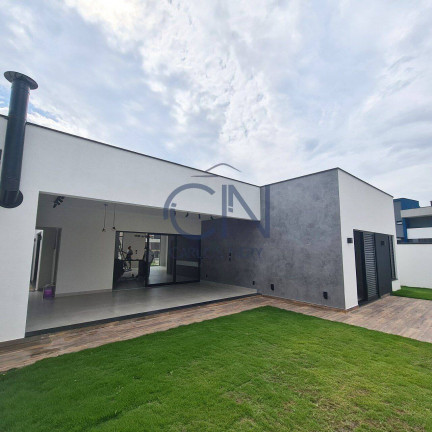 Imagem Casa com 3 Quartos à Venda, 280 m² em Piracangaguá - Taubaté