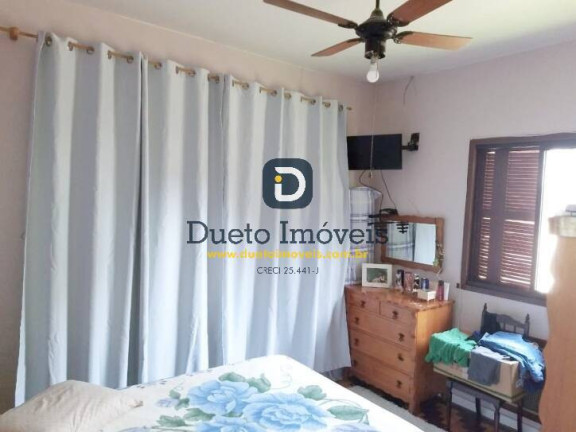 Imagem Casa com 3 Quartos à Venda, em Nossa Senhora Do Perpétuo Socorro - Santa Maria Imagem Casa com 3 Quartos à Venda, em Nossa Senhora Do Perpétuo Socorro - Santa Maria