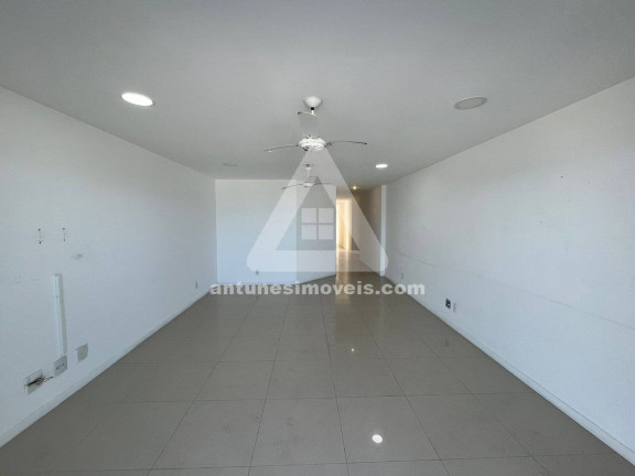 Imagem Apartamento com 4 Quartos à Venda, 180 m² em Praia Do Forte - Cabo Frio Imagem Apartamento com 4 Quartos à Venda, 180 m² em Praia Do Forte - Cabo Frio