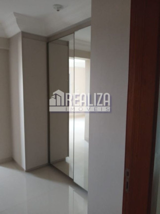 Imagem Apartamento com 3 Quartos à Venda, 213 m² em Centro - Uberaba Imagem Apartamento com 3 Quartos à Venda, 213 m² em Centro - Uberaba